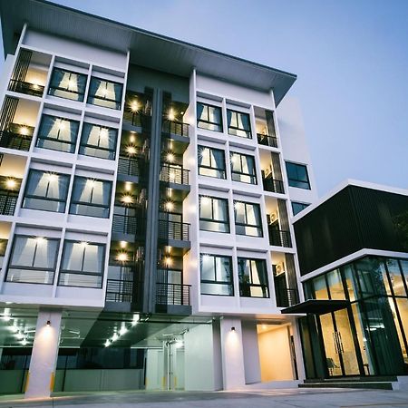 N24 Chonburi Hotel Exterior foto