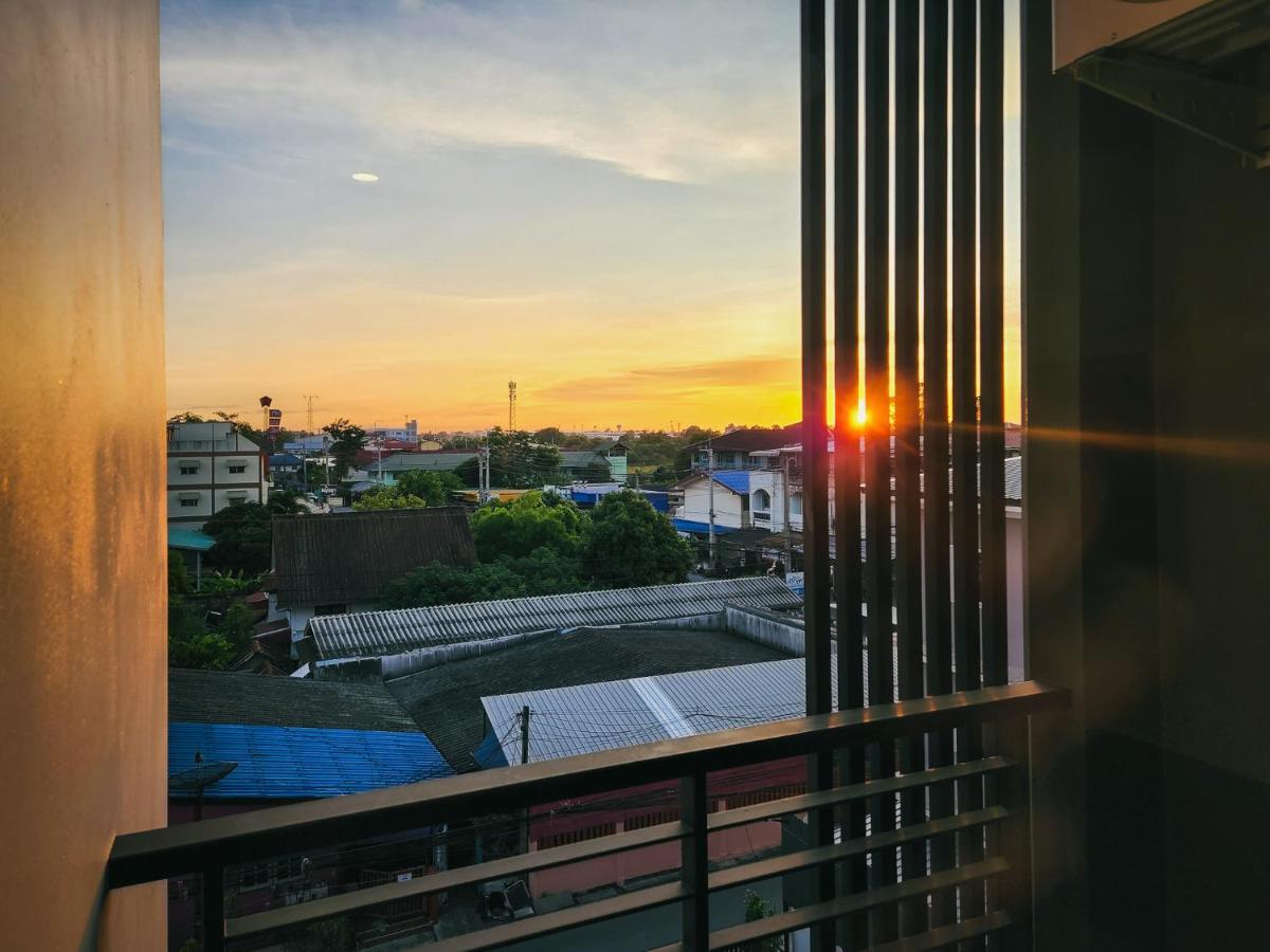 N24 Chonburi Hotel Exterior foto